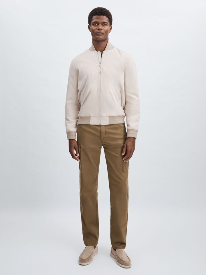 Paige Stretch-Cotton Slim Cargo Trousers in Sand (AV6509) | €360