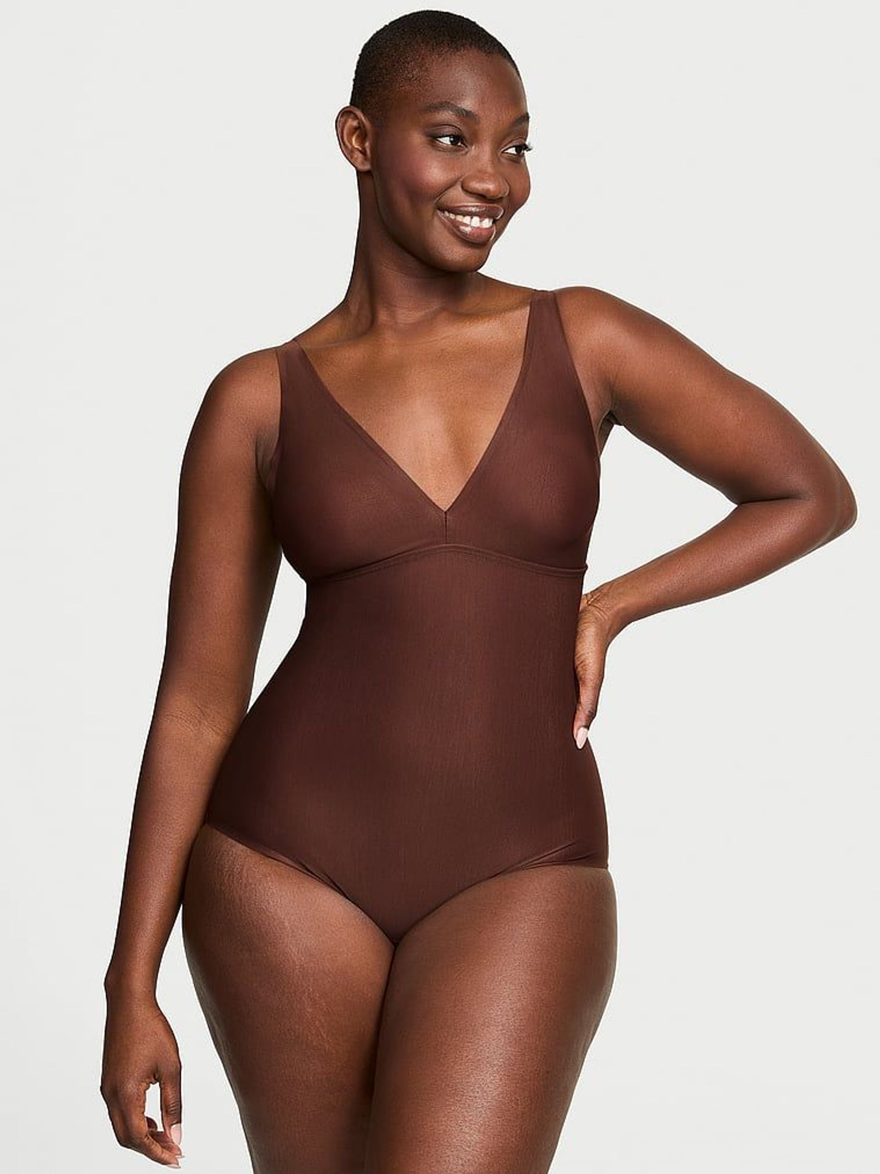 Ganache Nude Shaping SheerSmoothing™ Plunge Bodysuit (AV7568) | €56