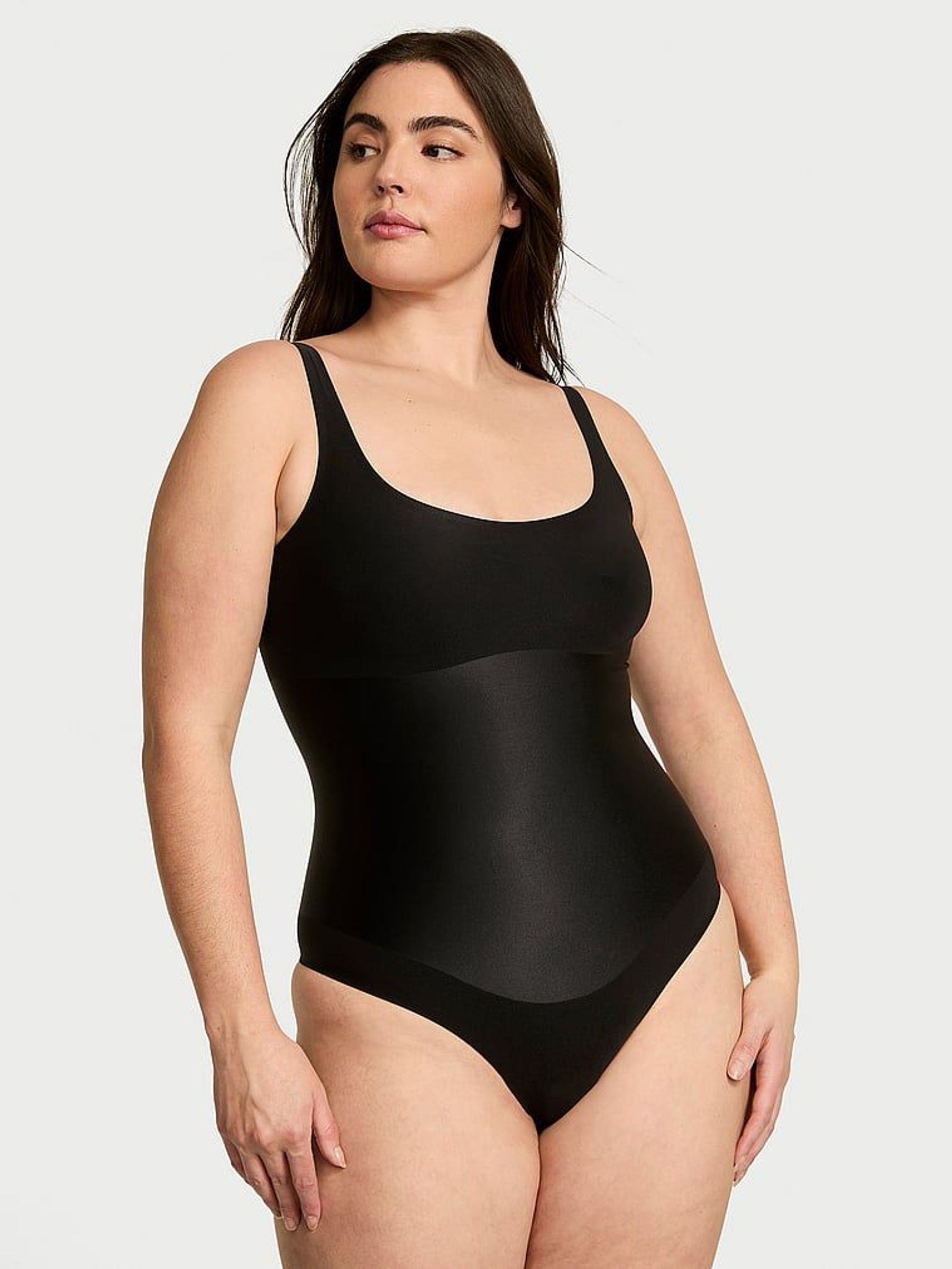 Black Shaping SmoothingShimmer™ Bodysuit (AV7575) | €56