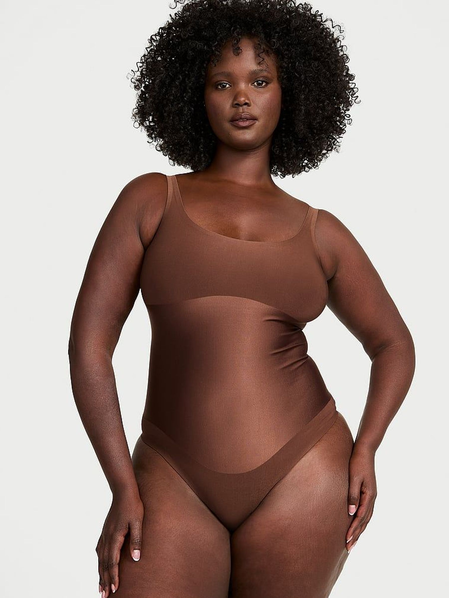 Ganache Nude Shaping SmoothingShimmer™ Bodysuit (AV7587) | €56
