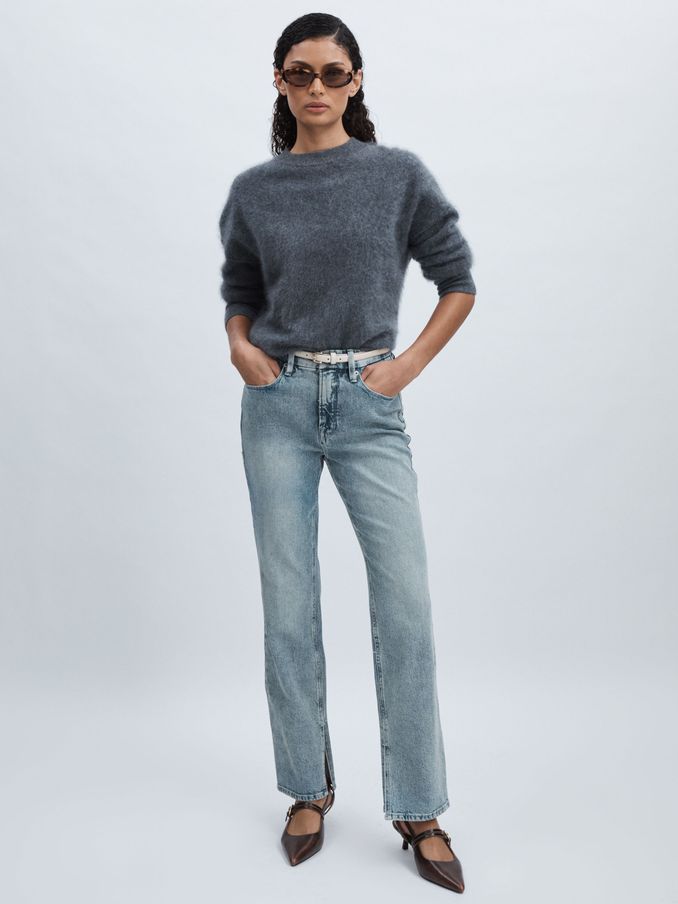 Good American Straight-Leg Slit-Hem Jeans in Light Indigo (AW1288) | HK$1,265