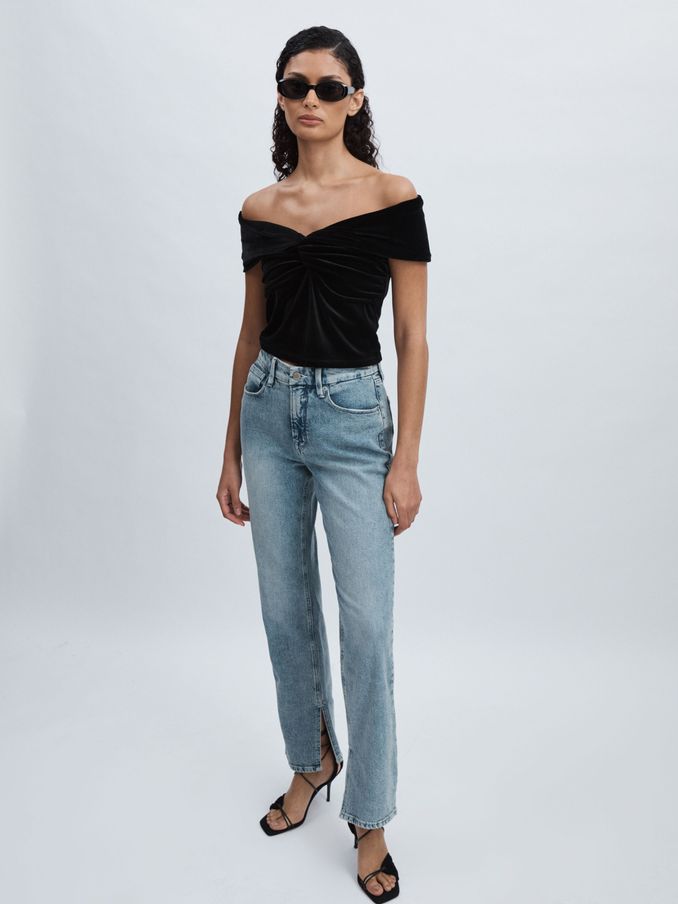 Off-Shoulder Velvet Top in Black (AW1312) | HK$1,139