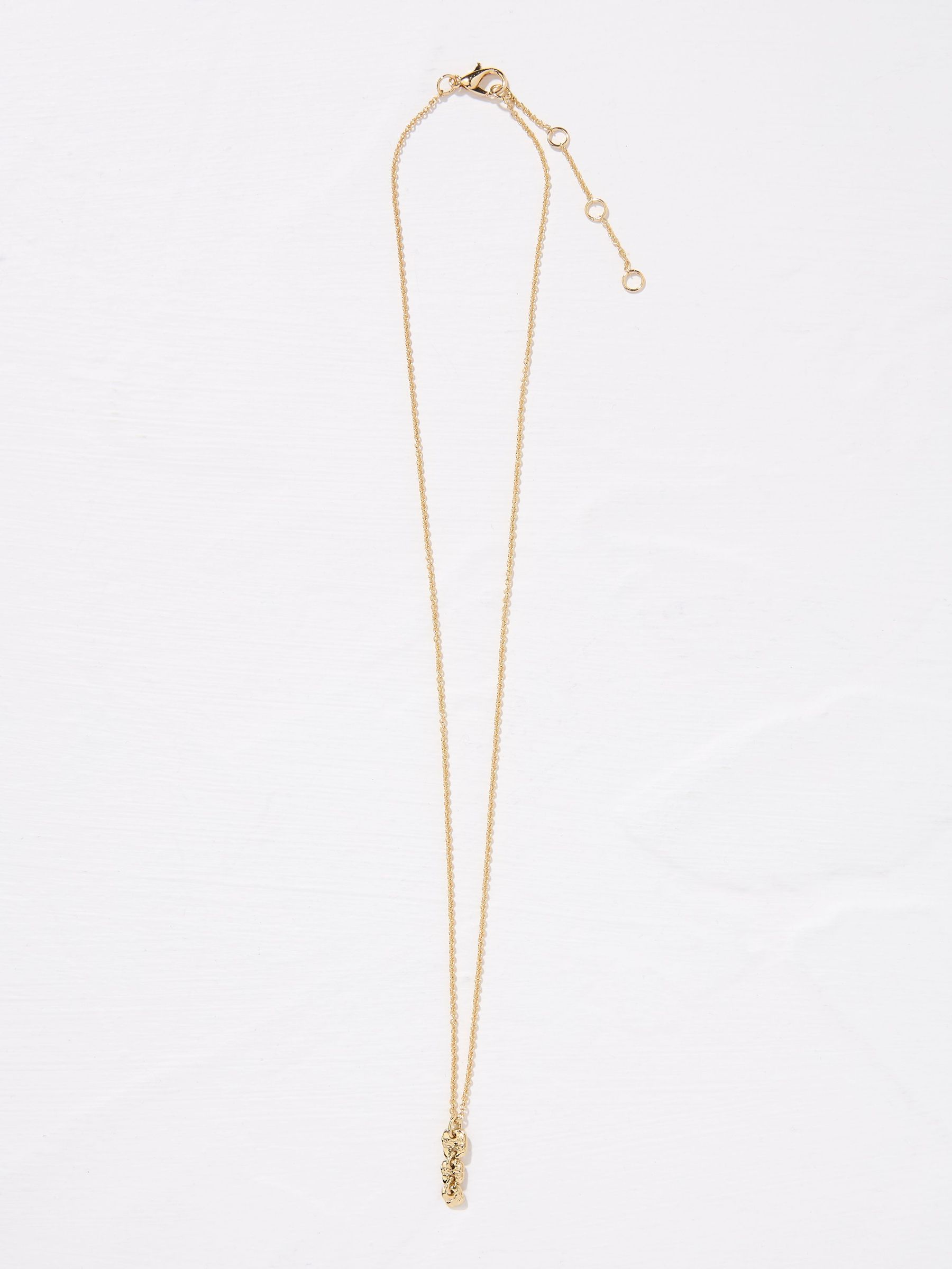 Gold Tone Triple Circle Pendant Necklace (AW4253) | €19