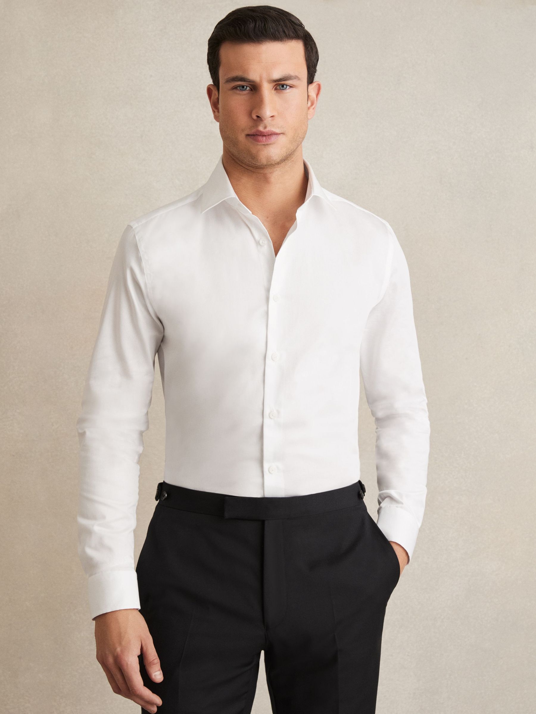 Cotton Satin Cutaway Collar Shirt in White (AY3376) | €95
