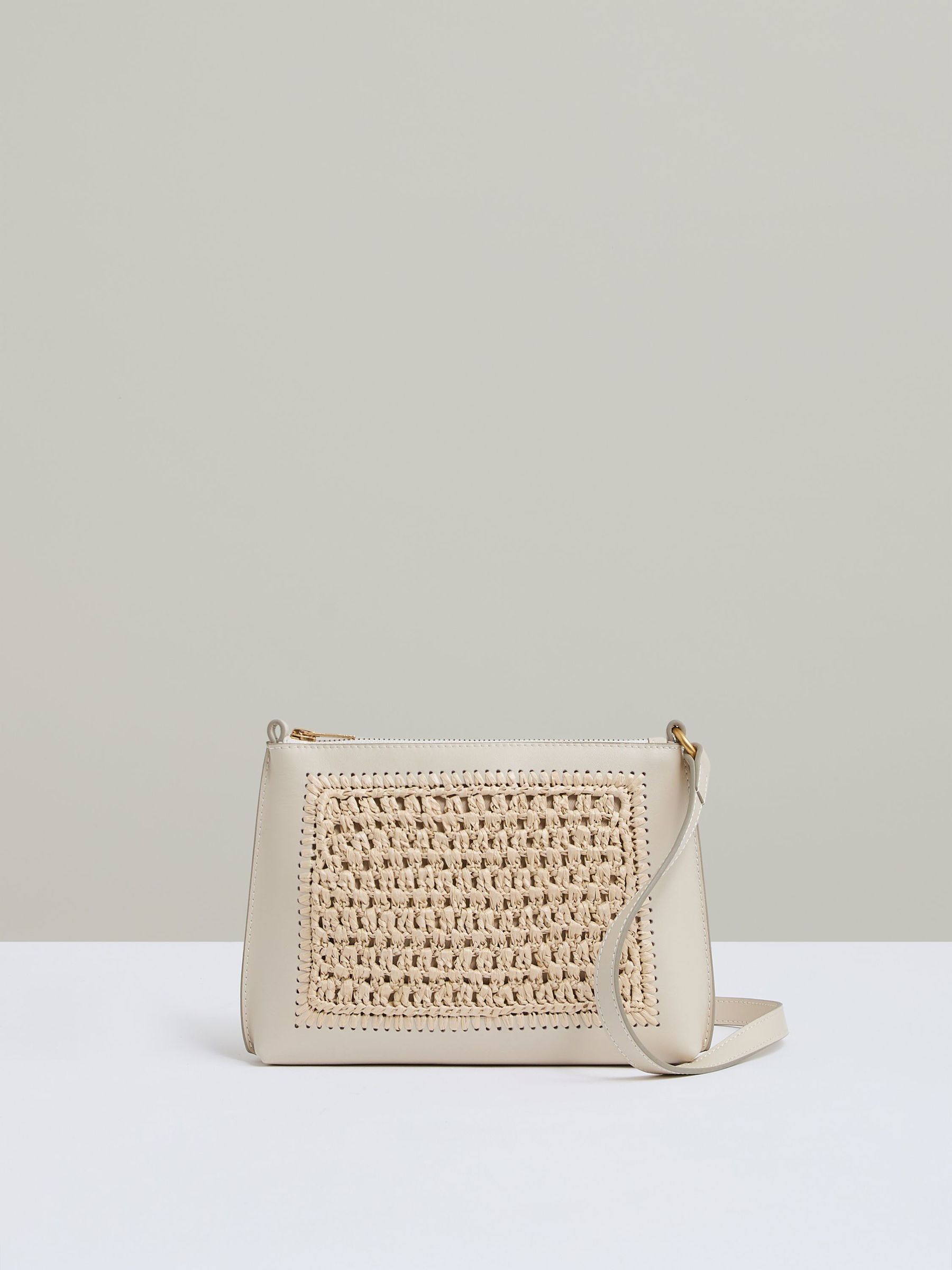 Raffia Leather Cross-Body Bag in Off White (AY4949) | €195