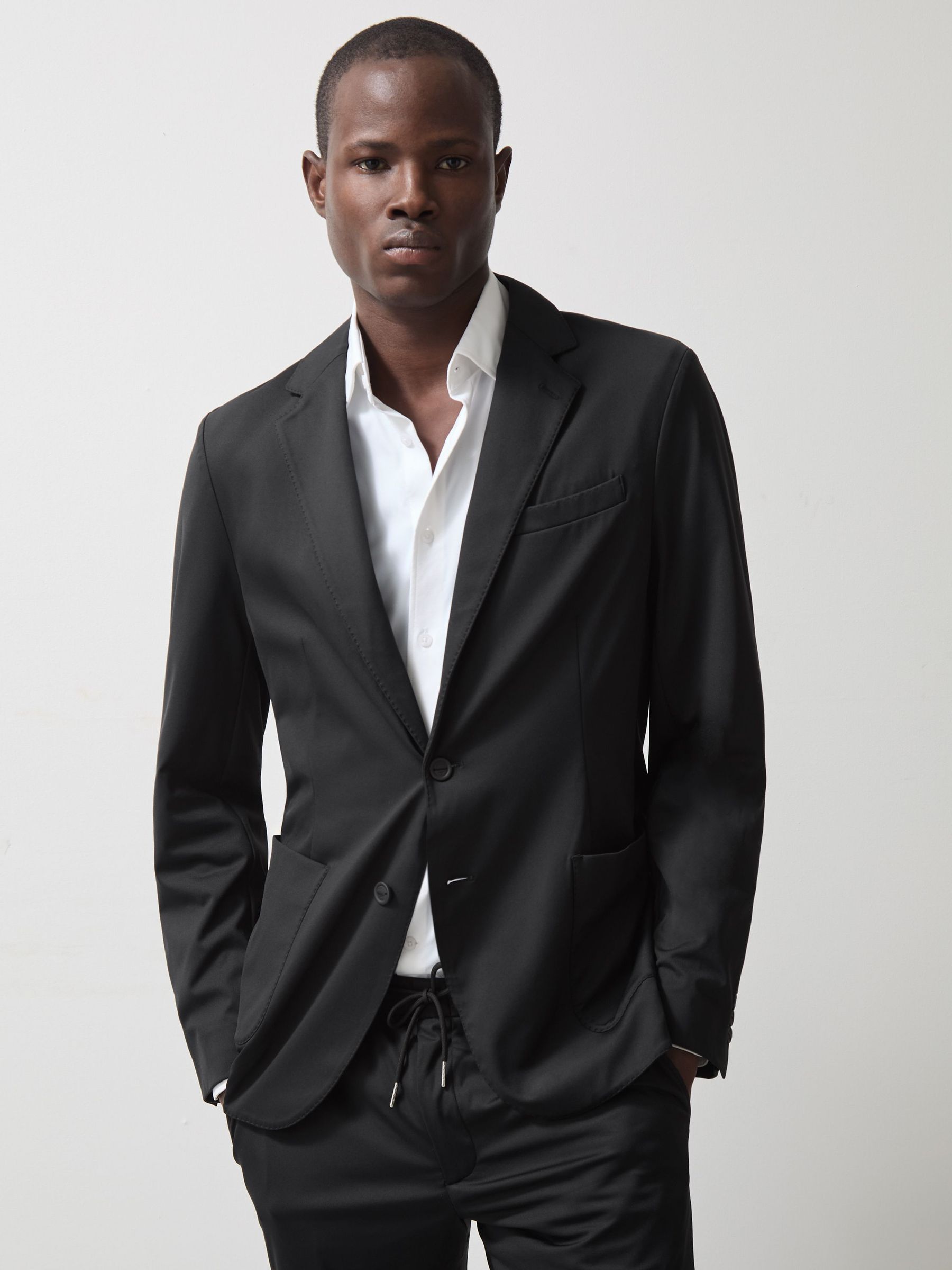 Slim-Fit McLaren F1 Team Technical Blazer in Black (AY7519) | €495