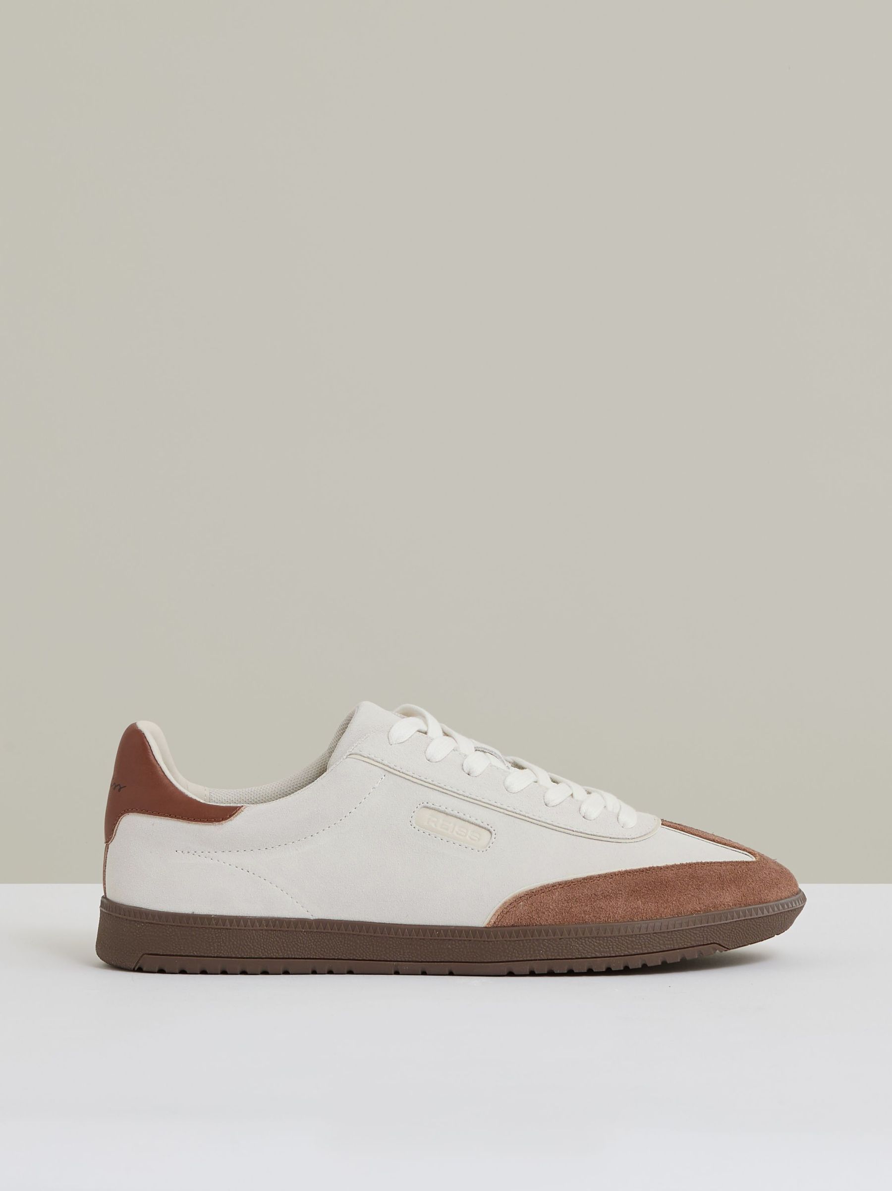 Suede Low-Top Trainers in Off White/Brown (AY8841) | €185