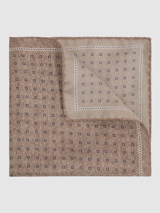 Reversible Silk Pocket Square in Oatmeal (B01915) | CHF 11