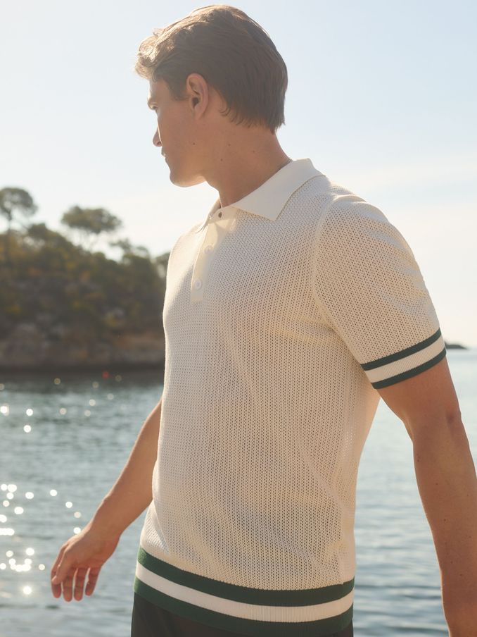 Reiss | Ché Knitted Half-Button Polo Shirt in White (B12104) | €102
