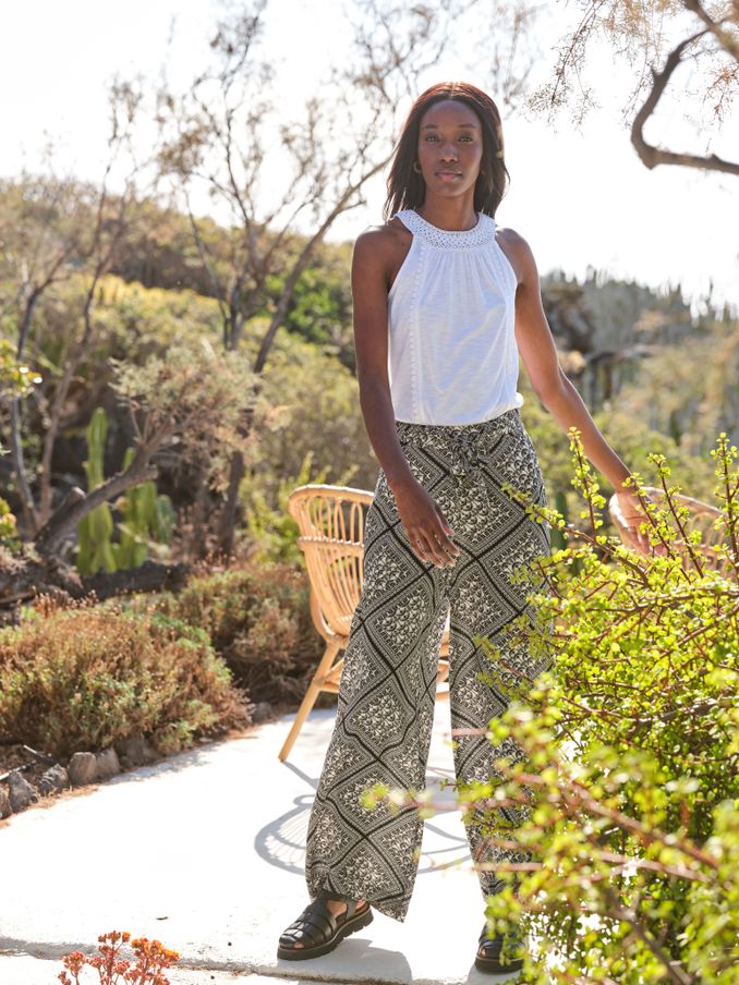 Faye Black Palace Scarf Wide Leg Trousers (B28275) | €46