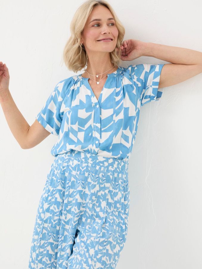 Willow Blue Med Geo Blouse (B55101) | €36