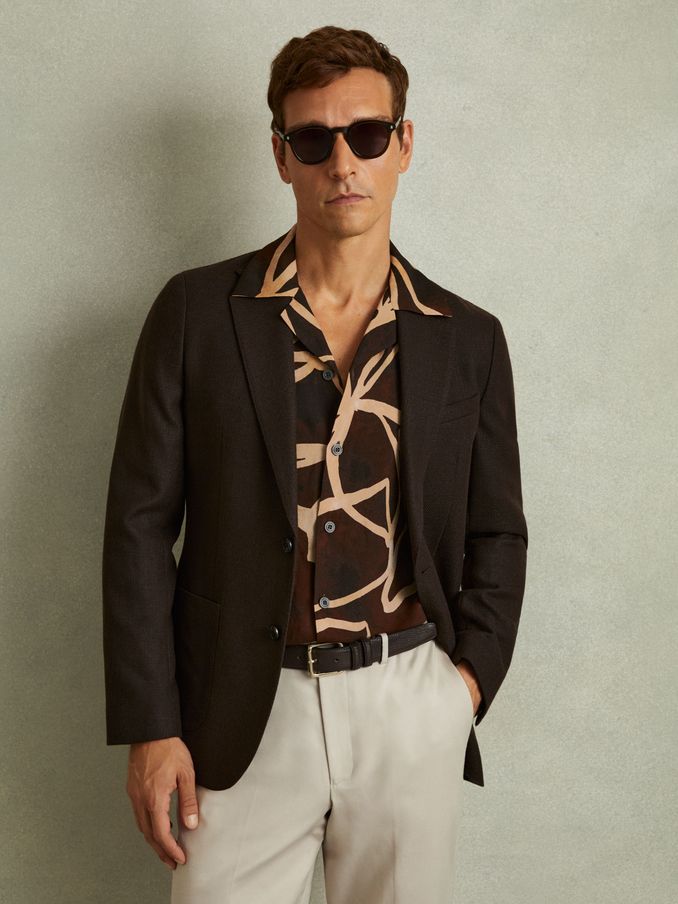 Relaxed Printed Cuban Collar Shirt in Brown/Off White (B75477) | €43