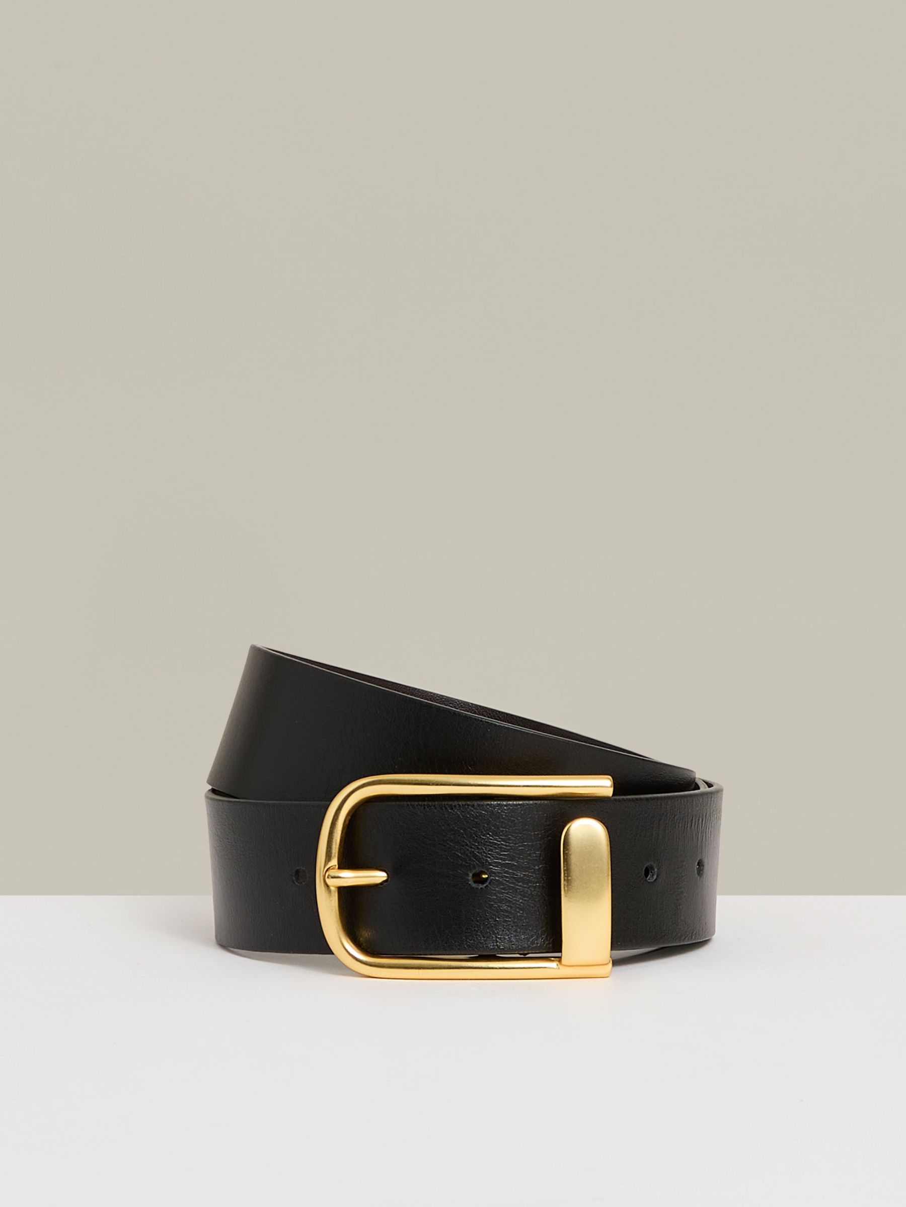 Leather Half Keeper Belt in Black (B95486) | €95