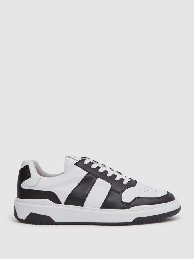 Low Top Leather Trainers in Black (D40002) | €125