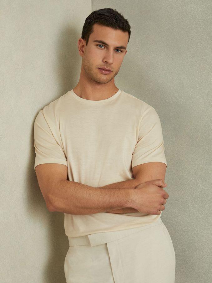 Mercerised Jacquard Crew Neck T-Shirt in Ecru (E00690) | €41
