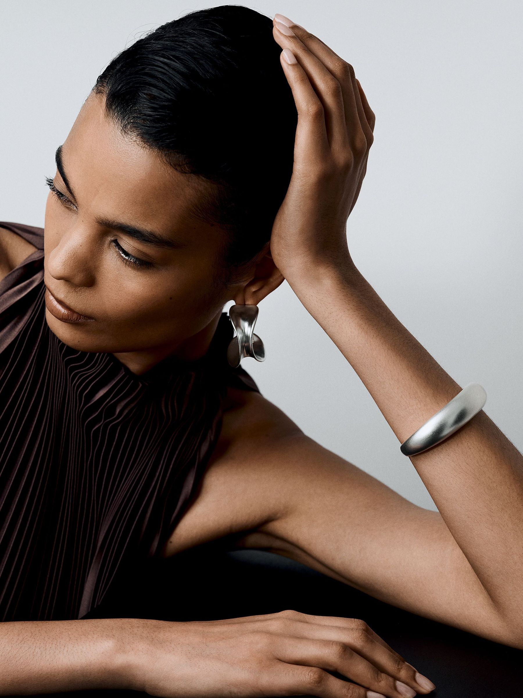 Tonalité argentée - Smooth Curve Chain-back Bangle