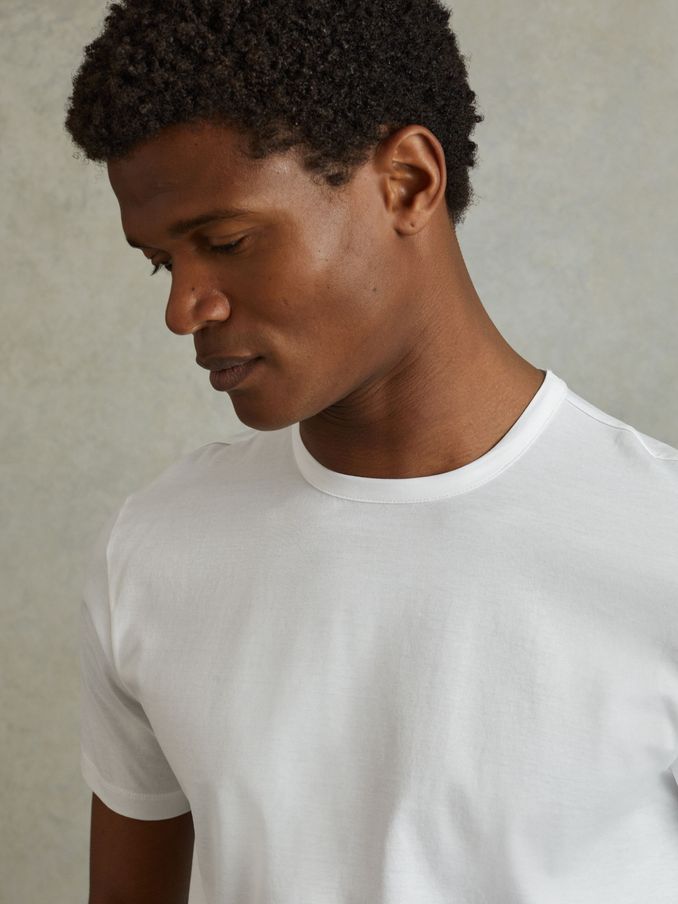 Mercerised Cotton Crew Neck T-Shirt in White (E02282) | €40