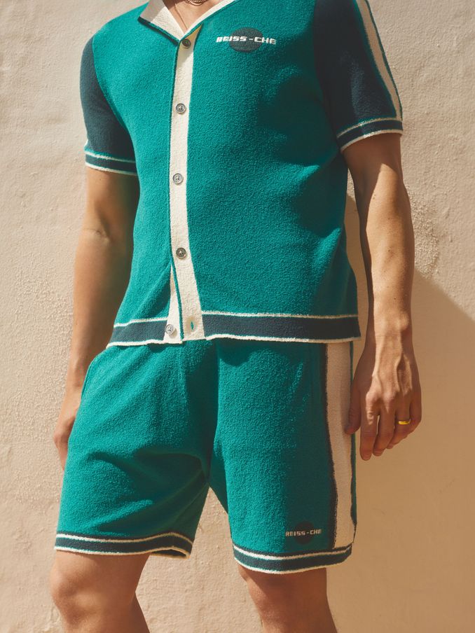 Reiss | Ché Towelling Drawstring Shorts in Green/White (E08147) | €64