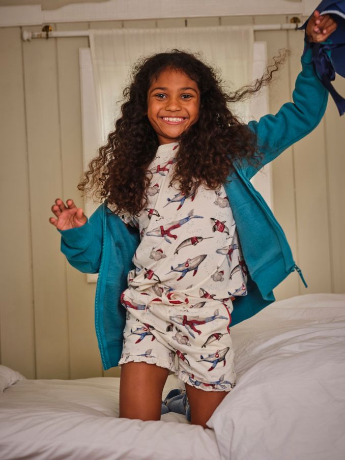 White Shelter Whale Pyjama Shorts Set (E13657) | €18