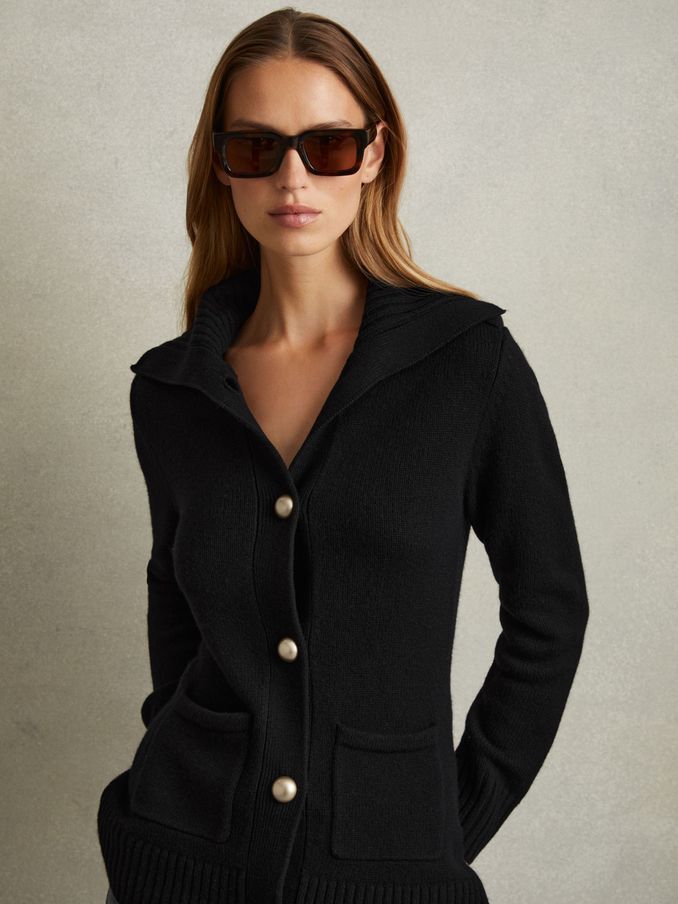Cat Black Wool-Cashmere Spread Collar Cardigan (E14732) | €95