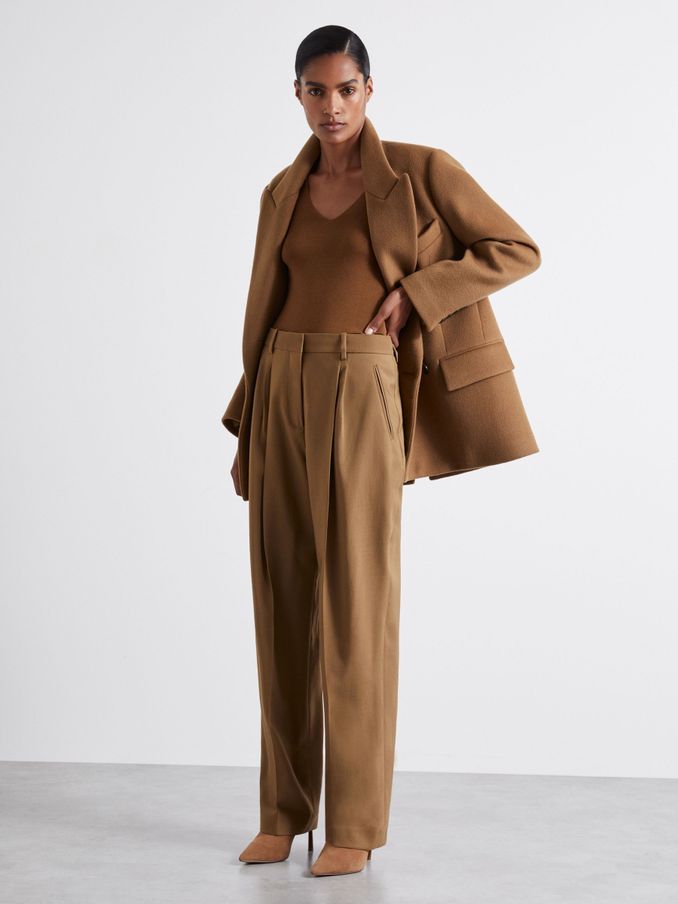 Atelier Virgin-Wool Tapered Trousers in Camel (E27137) | €173