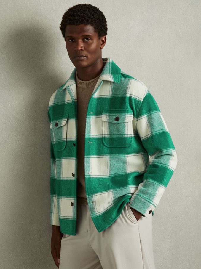 Wool Blend checked Overshirt in Green (E27154) | €93