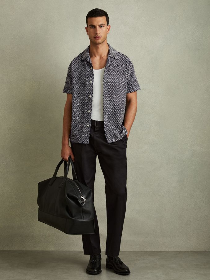 Zig-Zag Cuban Collar Shirt in Navy (E30149) | €37