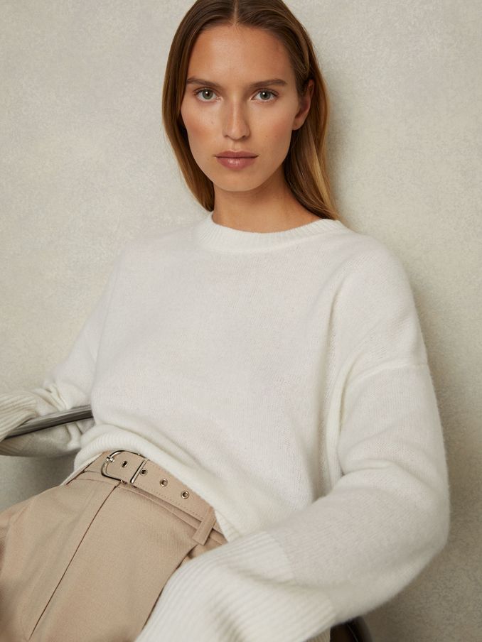Wool-Cashmere Crew Neck Jumper in Cream (E35526) | €77