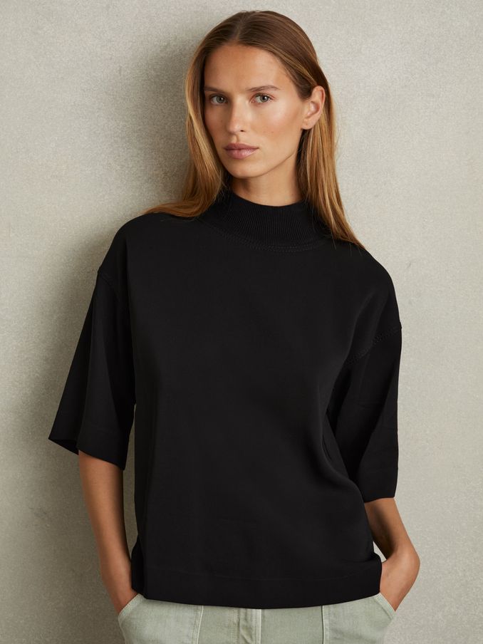 Oversized Rib-Neck T-Shirt in Black (E38870) | €54