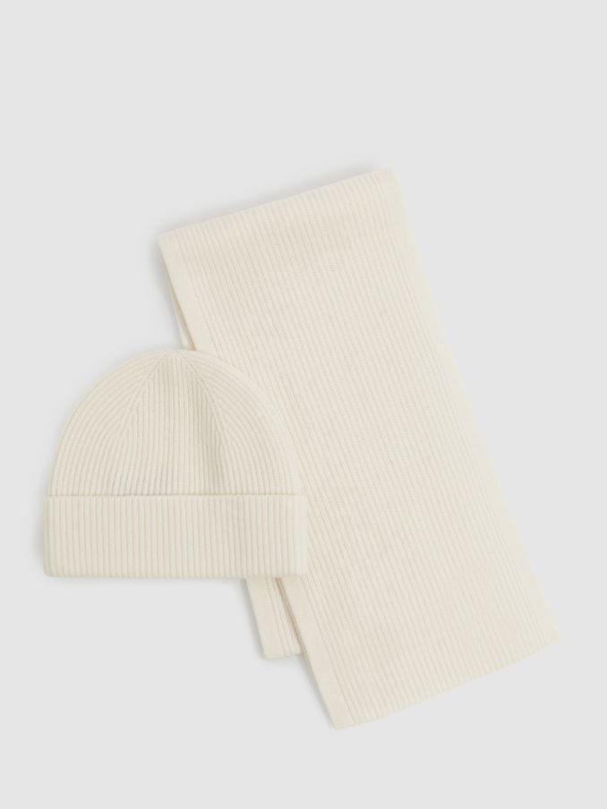 Merino Wool Ribbed Scarf And Beanie Set in Off White (E45228) | US$90