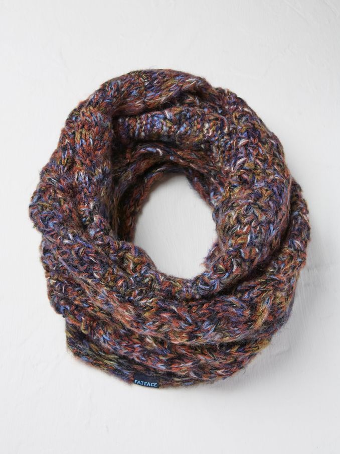 Navy Twist Snood (E46430) | €13