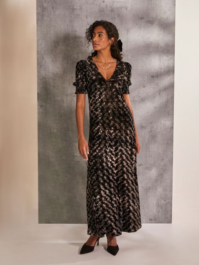 Mia Black Hammered Velvet Midi Dress (E50383) | $85
