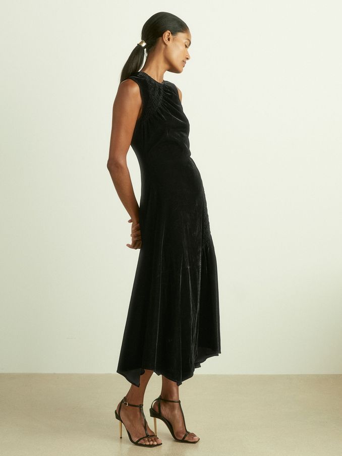 Velvet Shirred Panel Midi Dress in Black (E52512) | €153