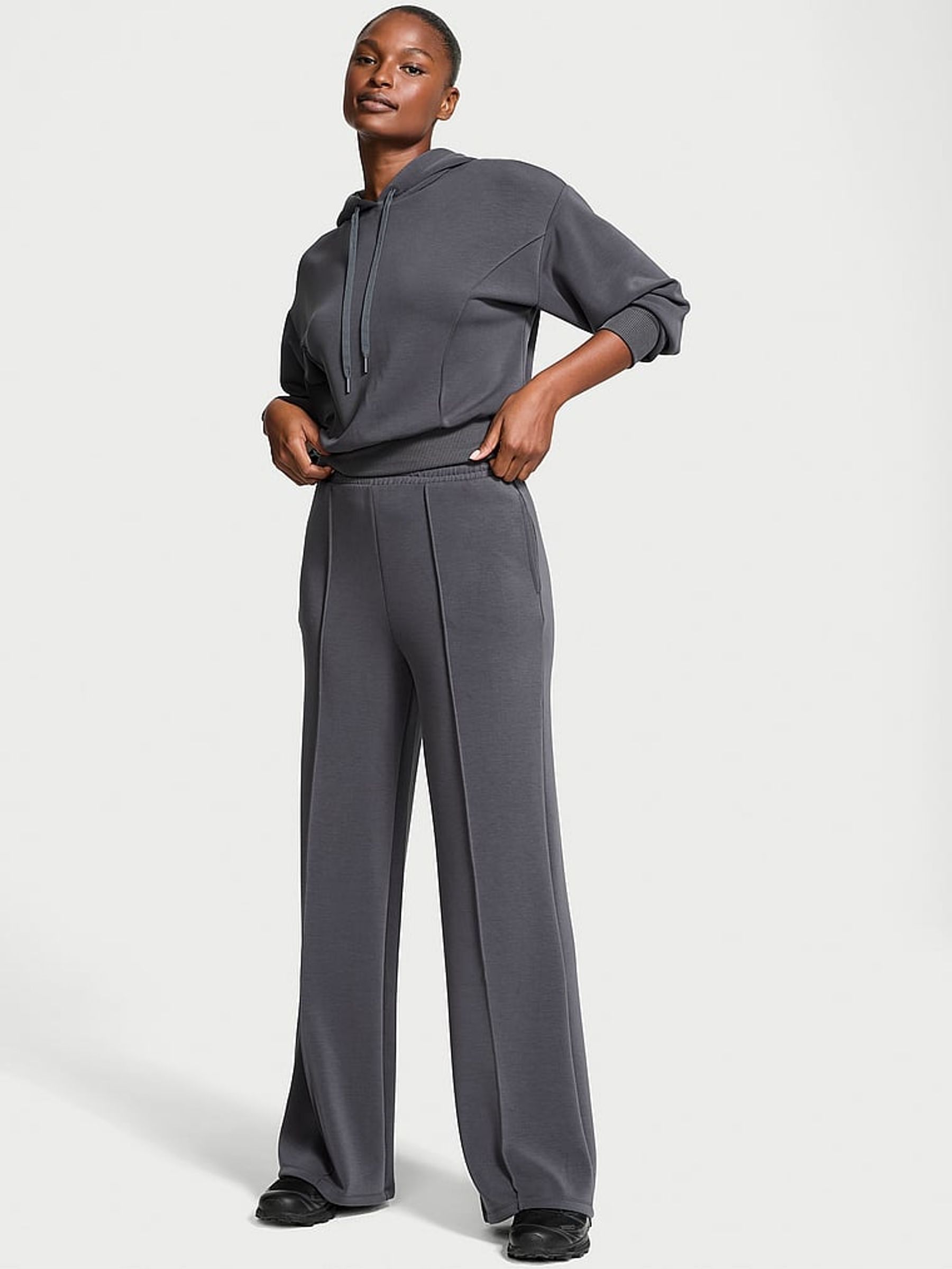 Pure Black Modal Wide Leg Jogger (E54901) | €68