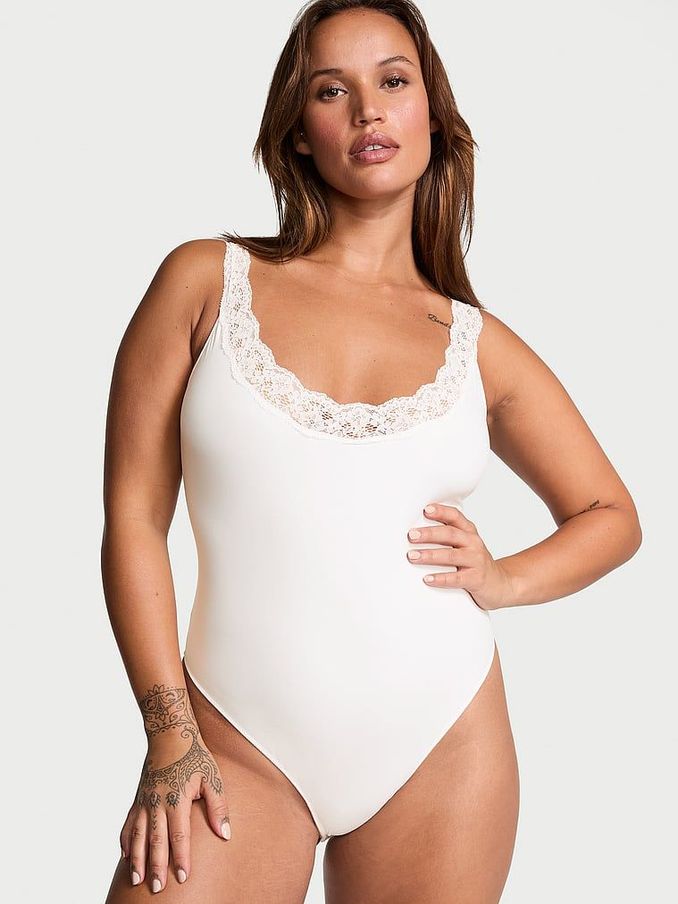 Coconut White Lace Trim Scoop Neck Bodysuit (E59888) | €56