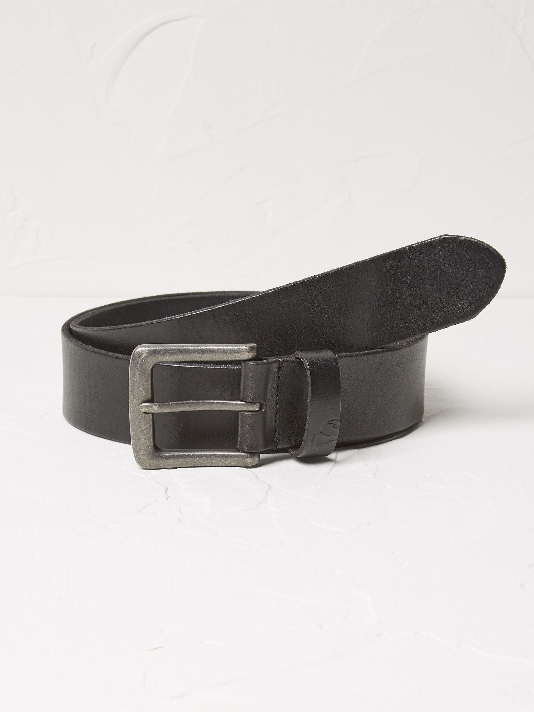 Black Italian Leather Belt (E60272) | €39.50