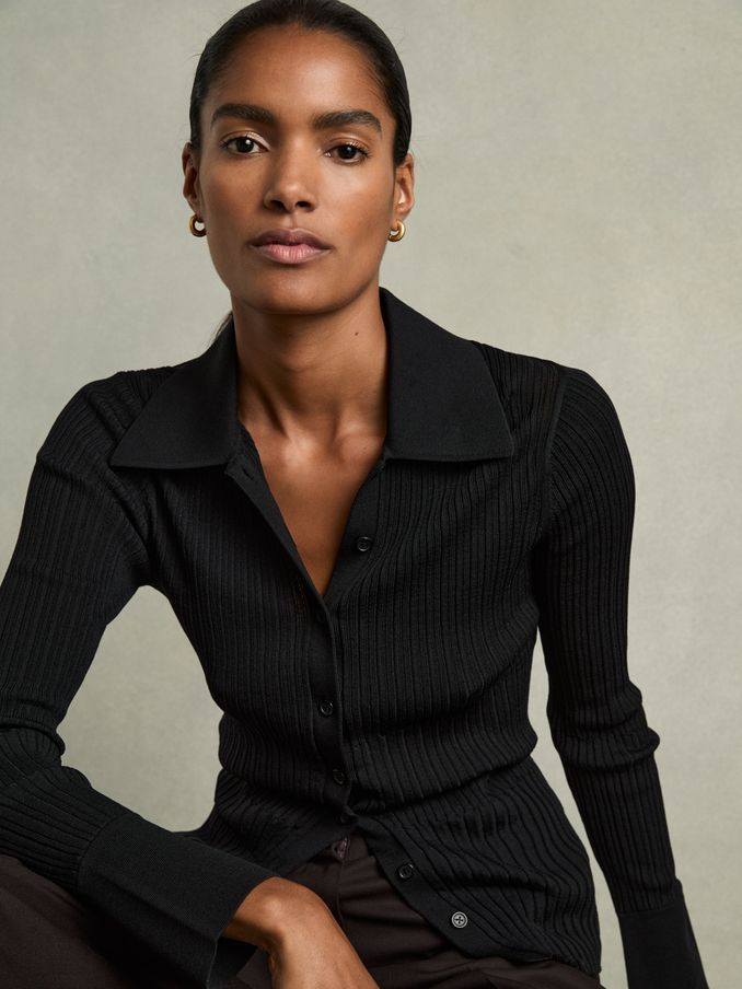 Ribbed Knitted Shirt in Black (E61263) | €112