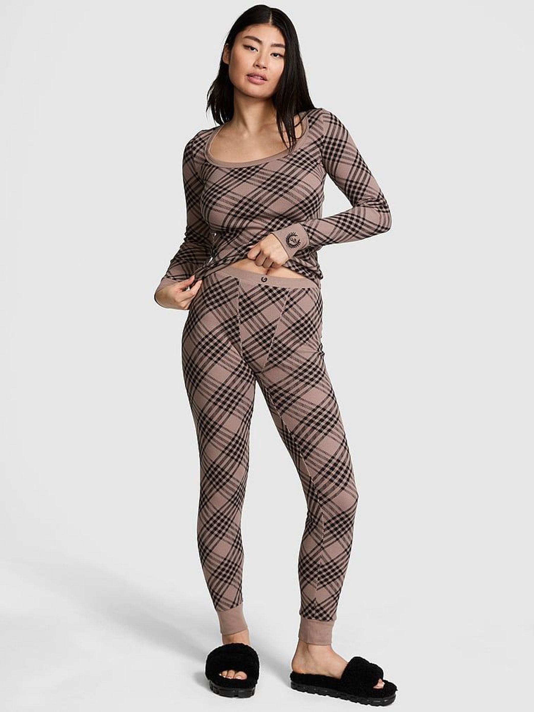 Iced Coffee Brown Thermal Long Pyjama Set (E68892) | €27