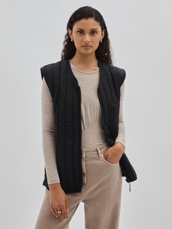 Rains Quilted-Shell Gilet in Navy (E77263) | €70