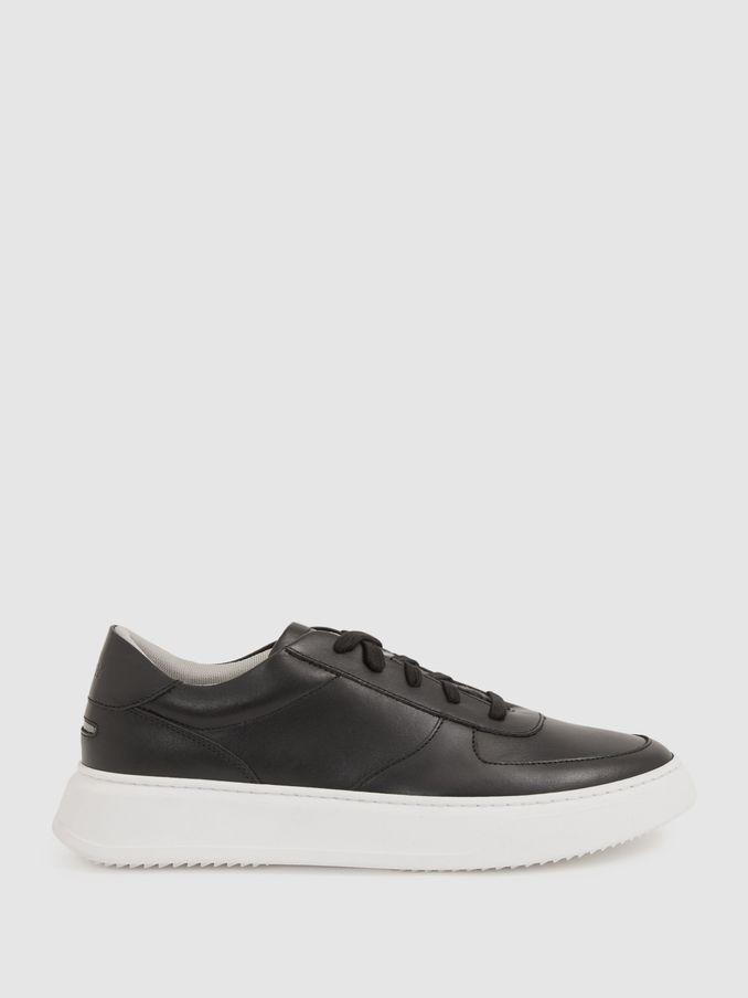 Unseen Footwear Suede Marais Trainers in Black/White (E77267) | €168