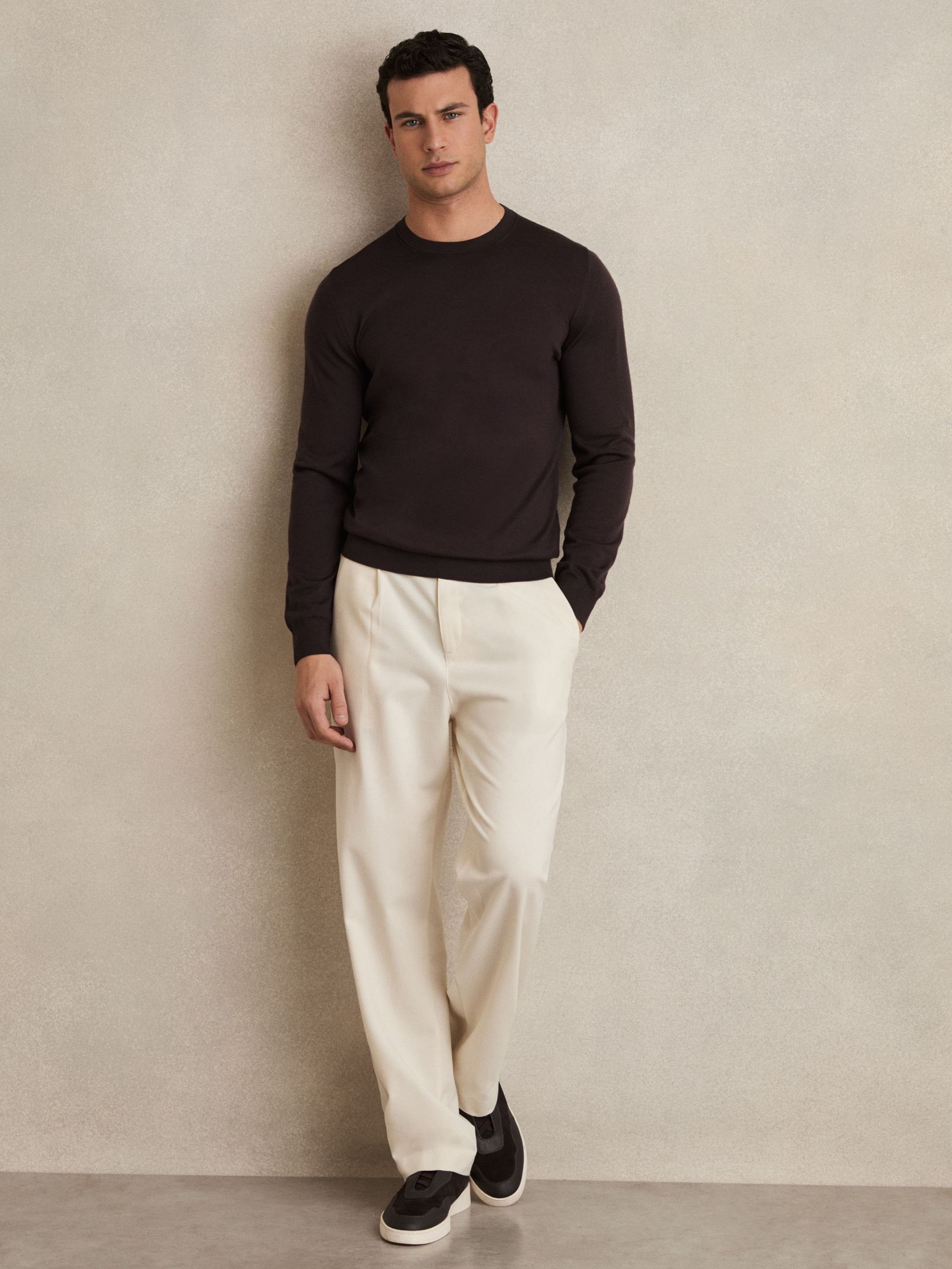 Merino Wool Crew Neck Jumper in Dark Bordeaux (E78636) | CA$170