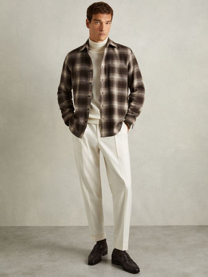 Check Patch-Pocket Overshirt With Wool in Brown Multi (E79335) | €98
