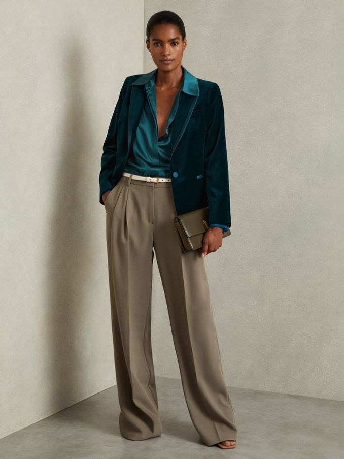 Velvet Single Breasted Suit Blazer in Teal (E84223) | €252