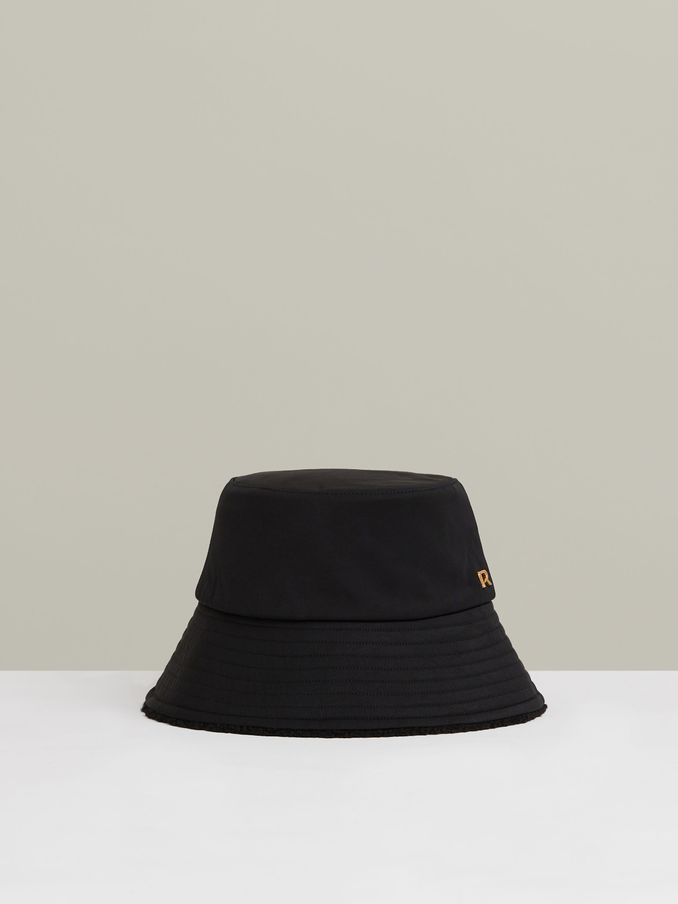 Reversible Fleece and Twill Bucket Hat in Black (E84660) | US$61