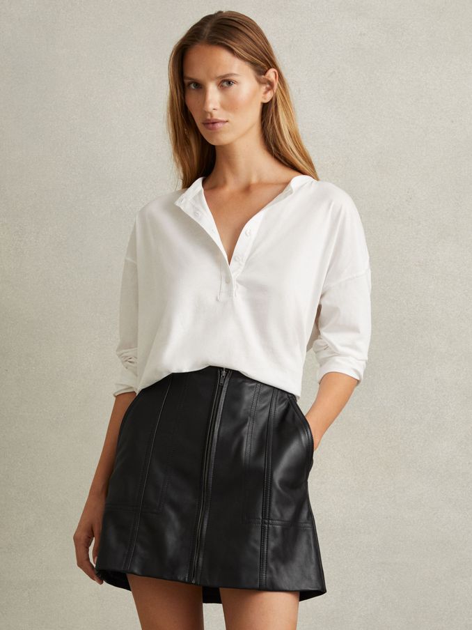 Leather Zip-Front Mini Skirt in Black (E85663) | €285