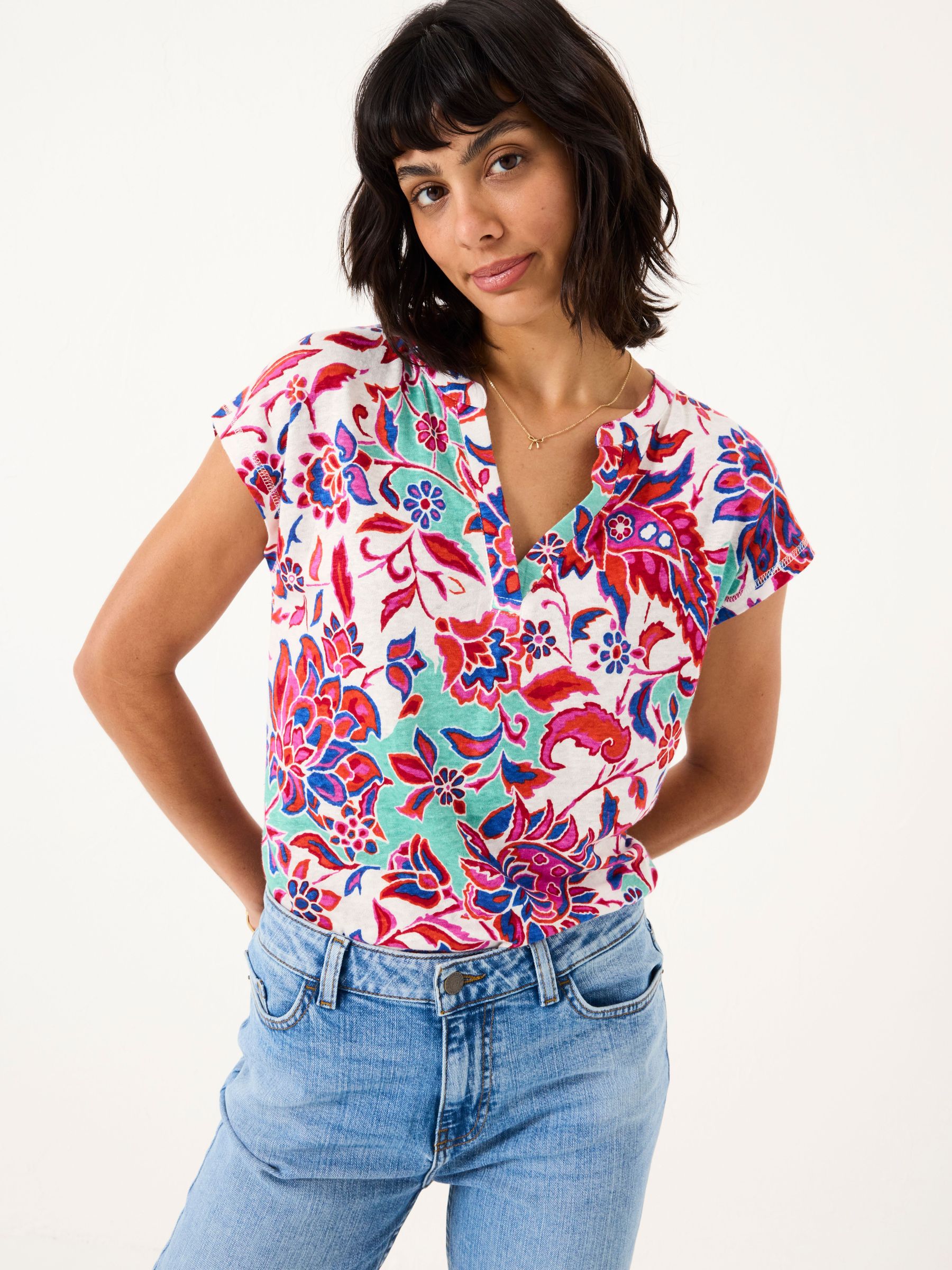 Ivory Festival Floral Linen Notch Neck Top (E86593) | €55