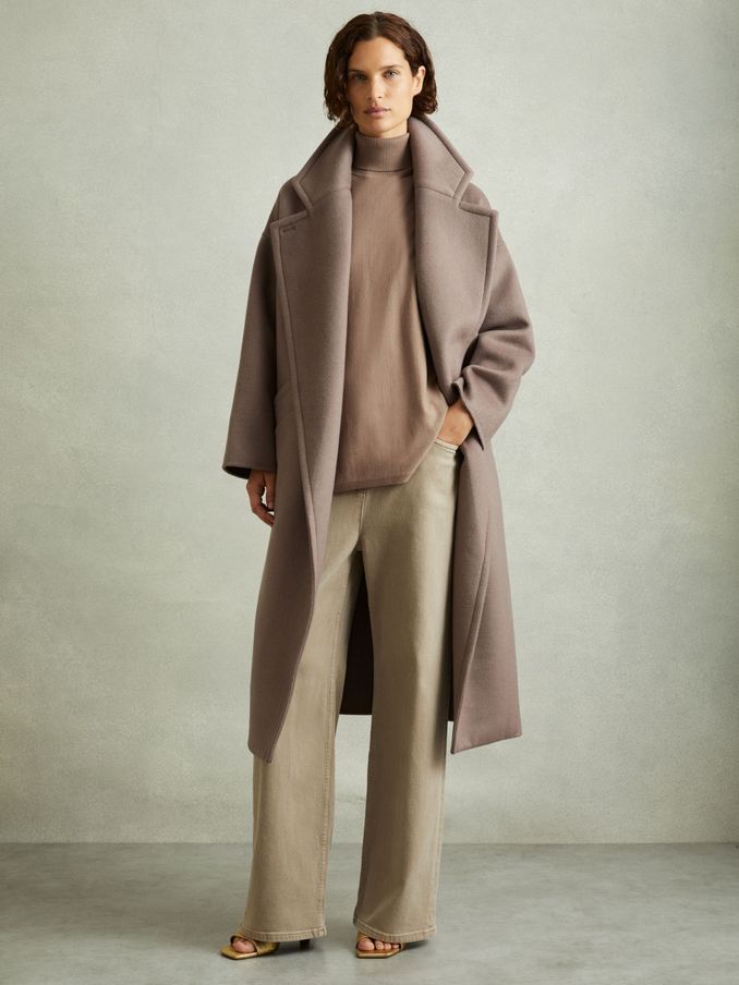 Drop-Shoulder Roll Neck Jumper in Taupe (E86666) | €34