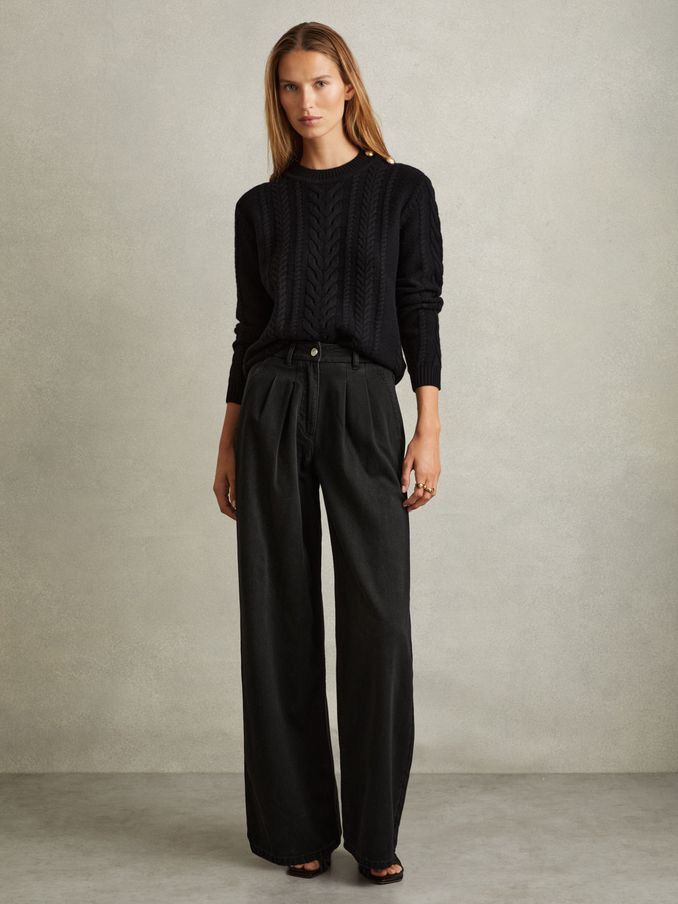Double Pleat Wide Leg Jeans in Black (E92549) | €110