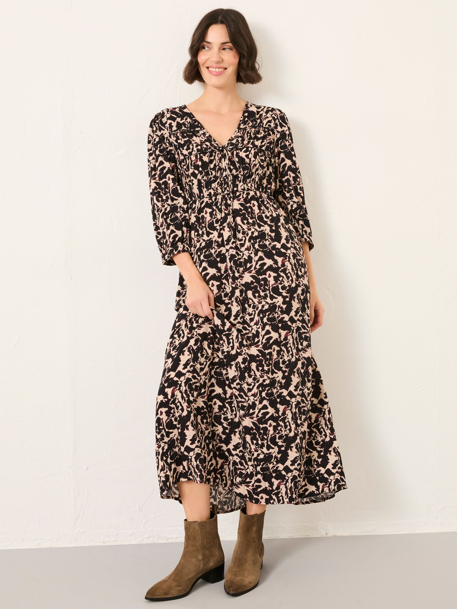 Pippin Black Animal Swirl Regular Midi Dress (F07540) | €95