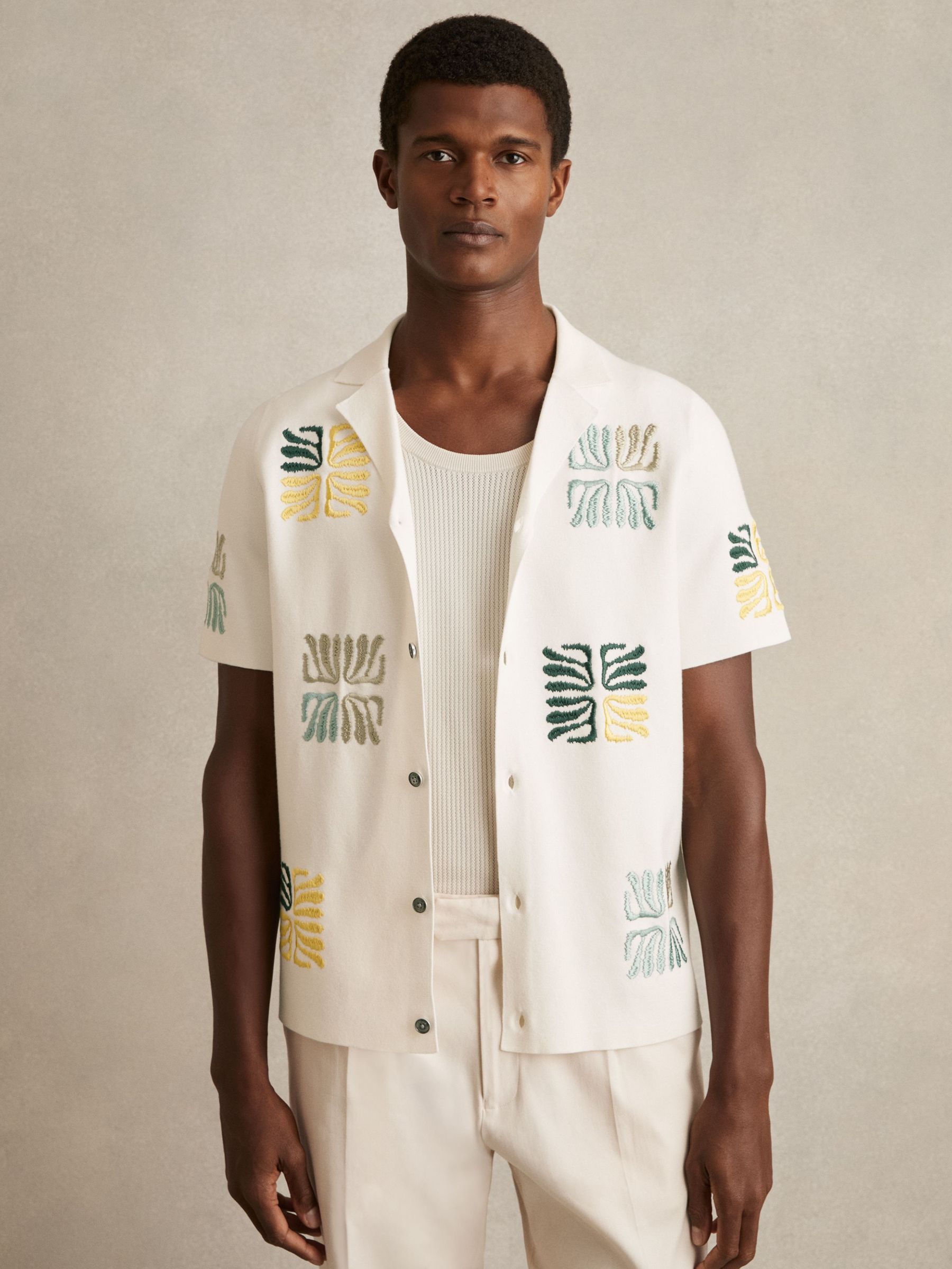 Reef-Embroidery Cuban-Collar Shirt in Optic White (F09535) | CA$270